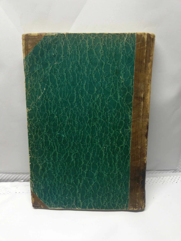 دست دوم قدیمی